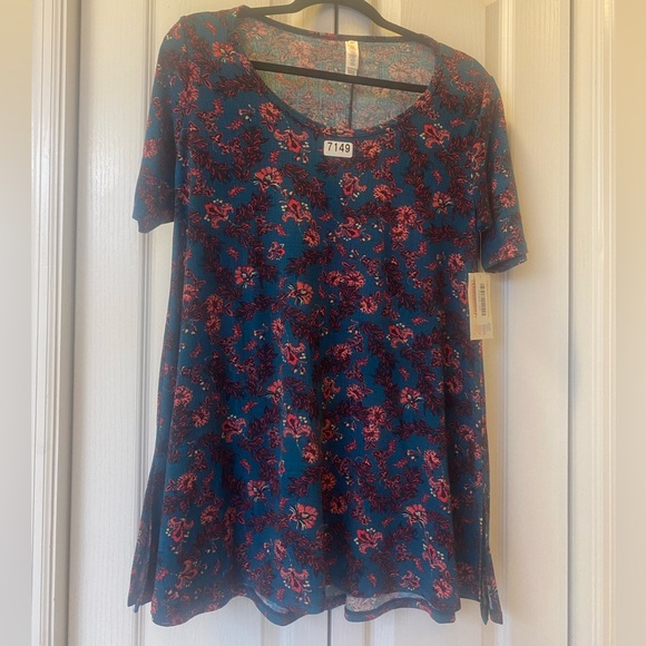 NWT LuLaRoe Perfect T Top - Picture 9 of 9